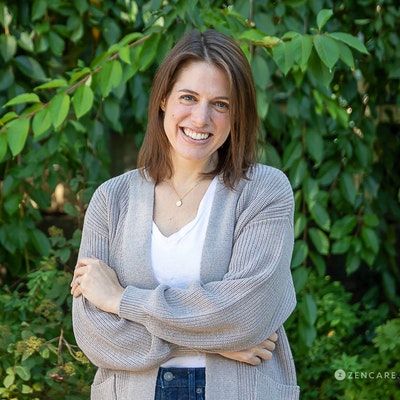 portrait of alison petok